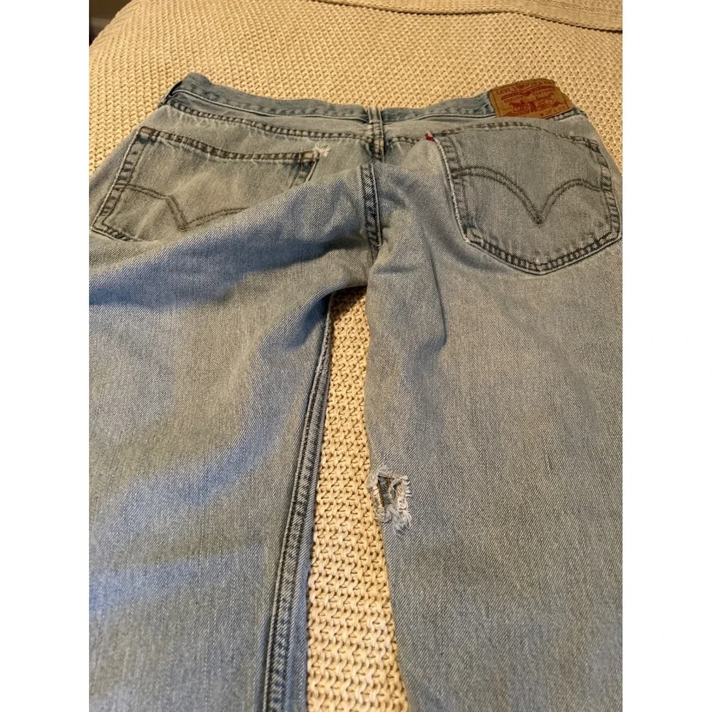 Levi's 505 Jeans Mens W36 L32 Light Wash Denim Straight Leg Distressed Worn #110